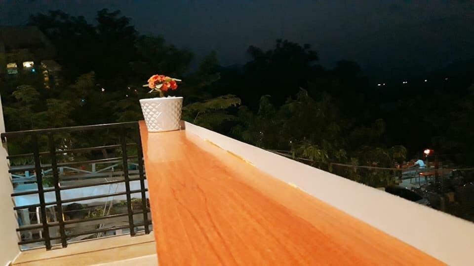 Fami Homestay Phong Nha Zewnętrze zdjęcie
